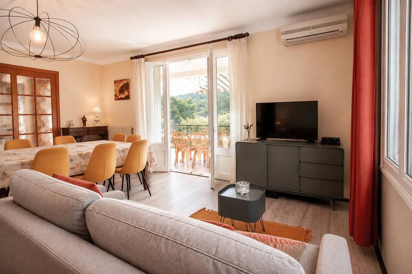 Villa spacieuse avec vue sur montagne à Sablet + Piscine privée in Sablet, Vaucluse