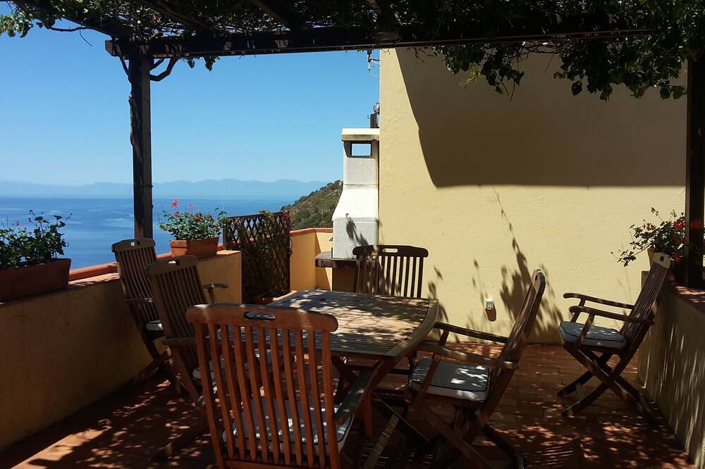 Ferienwohnungen La Pergola in Colle d'Orano, Marciana