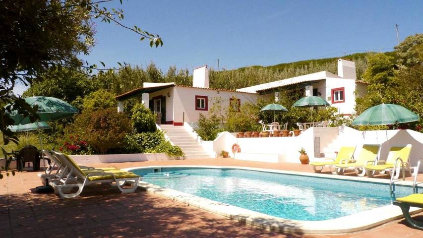 Casa rural para 3 pessoas, com Terraço e Jardim e ainda Piscina and Vista em Famalicão
