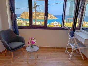 Gîte pour 3 personnes, avec terrasse et vue dans Mokhlos