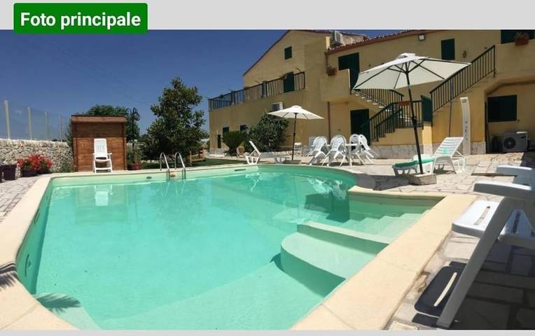 Albergo a gestione familiare per 3 persone, con giardino e piscina - 1