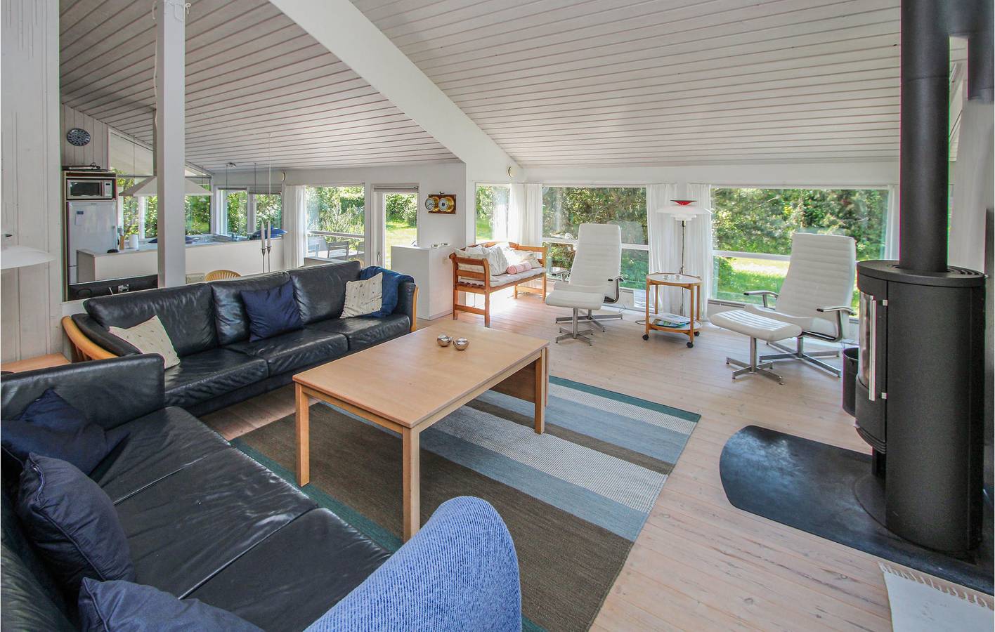 Holiday home for 6 people with garden in Samsø
