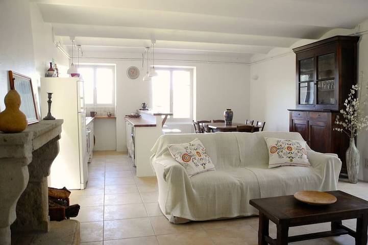 Gîte pour 7 personnes, avec terrasse et jardin à Saint-Pierre-Saint-Jean - 3