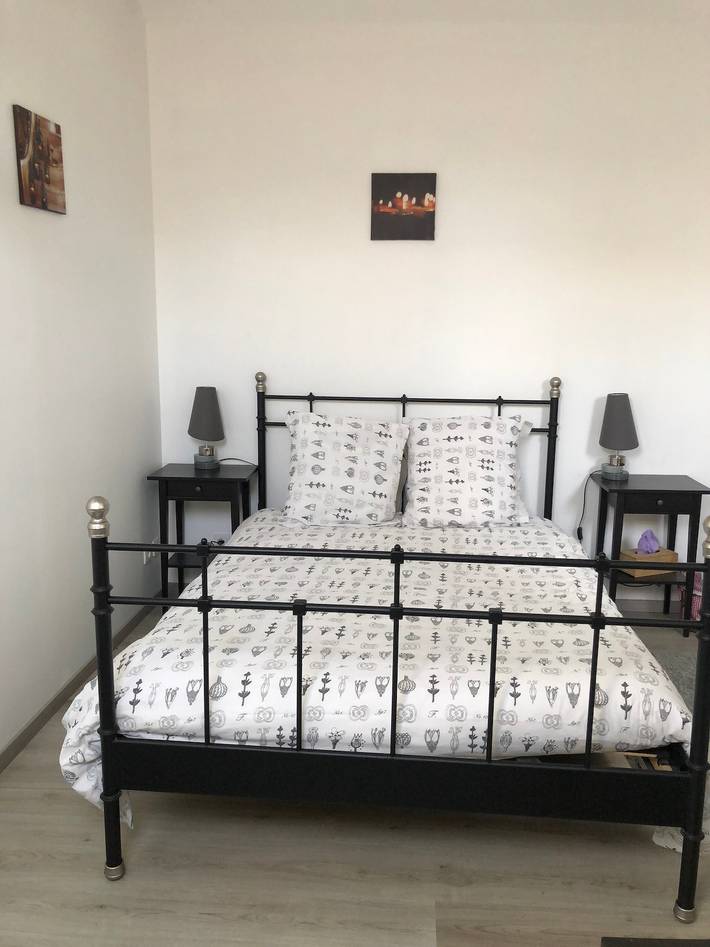 Zimmer 'Chambre Une' mit gemeinsamer Terrasse, Garten und Wlan in Montlay-en-Auxois, Montbard und Umgebung