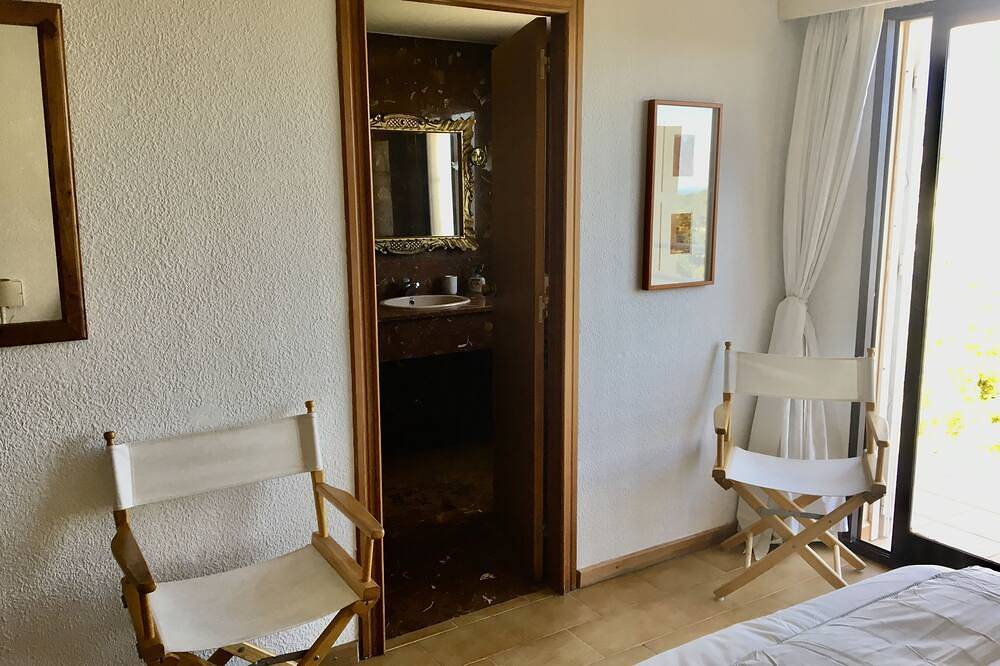 Geheel appartement, Spacious duplex, beautiful view of the golf course and sea. 120 m2. 5 mn from the beach in Altea La Vella, Altea