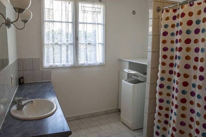 Gîte pour 5 personnes, avec jardin à Remoncourt - 3