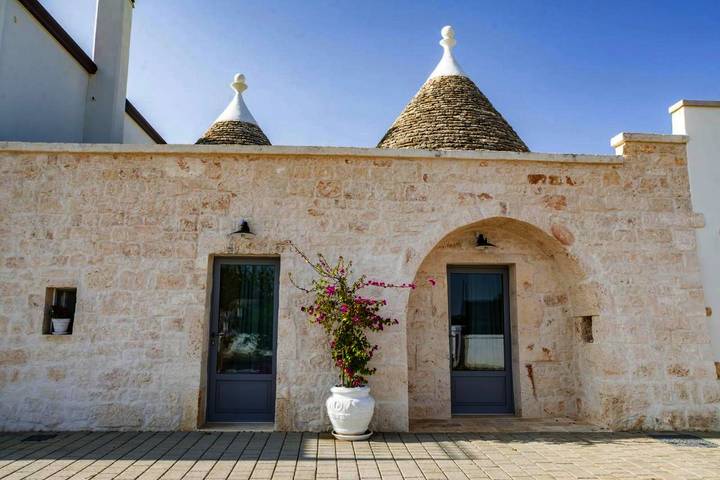 Maison d’hôte pour 5 personnes, avec piscine ainsi que jardin et vue à Martina Franca - 4