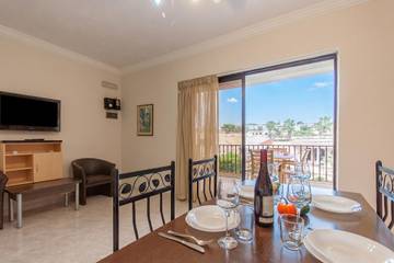 Vakantiewoning voor 4 Personen in Mellieha, Malta, Afbeelding 3
