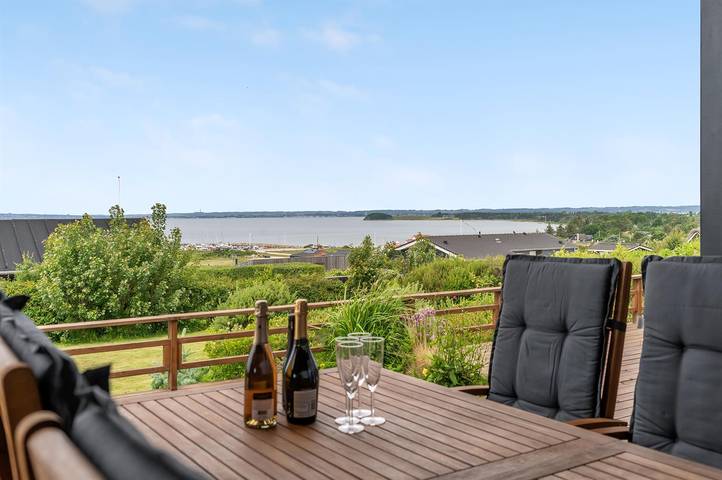 Ferienhaus für 8 Personen, mit Terrasse und Garten in Djursland - 2