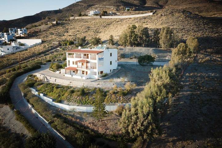 Appartement de vacances pour 3 personnes, avec Balcon et Terrasse ainsi que Jardin et Vue