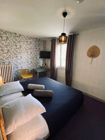 Hôtel pour 2 personnes, avec vue et balcon à Pierre percée