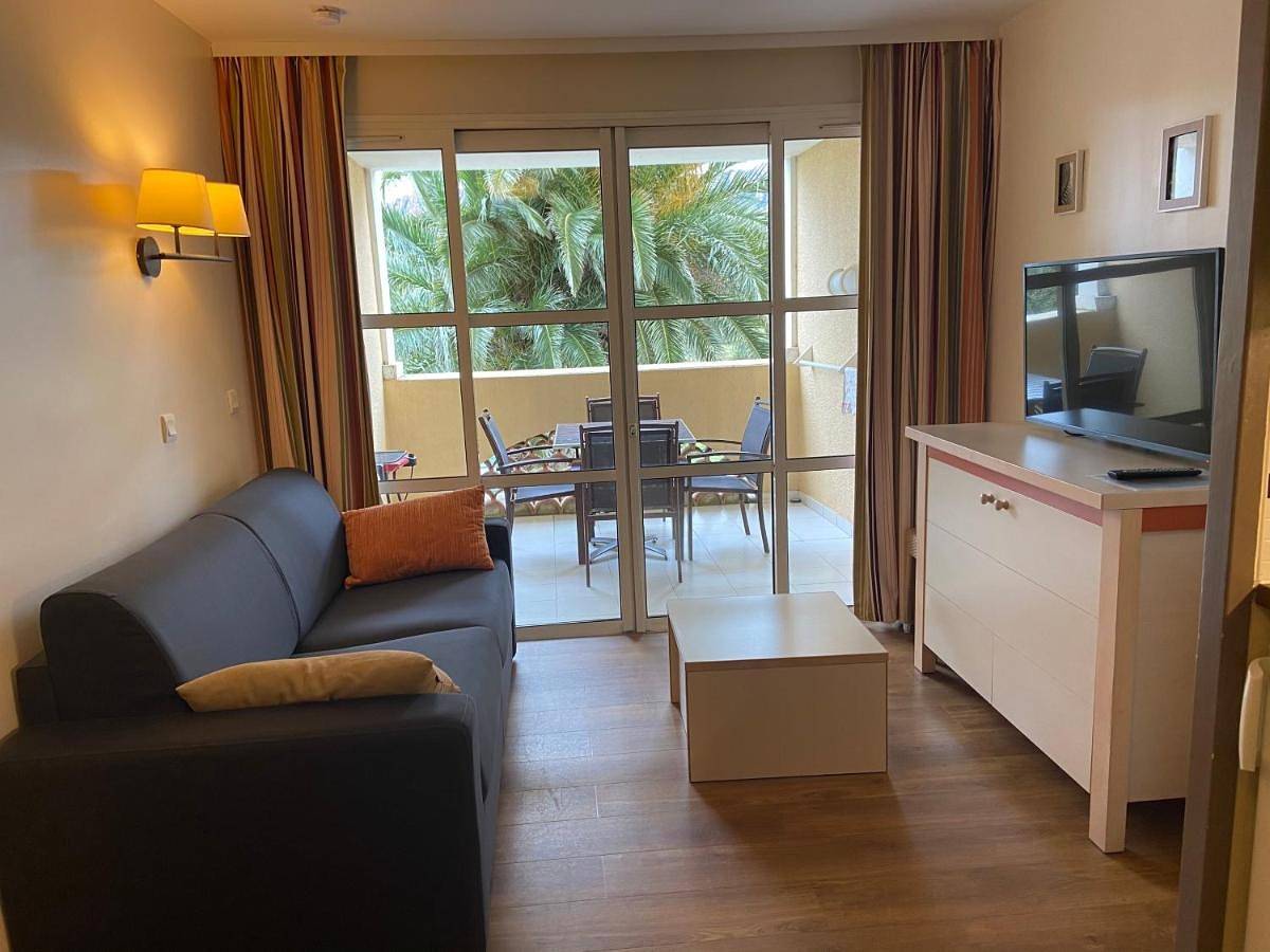 Appartement entier, One-Bedroom Apartment in Agay, Saint-Raphaël
