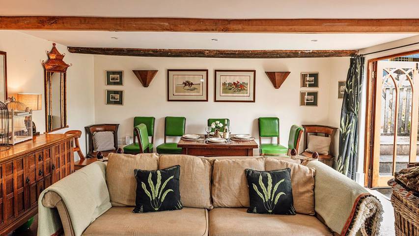 Holiday rental for 8 people, with garden and terrace in Monmouthshire