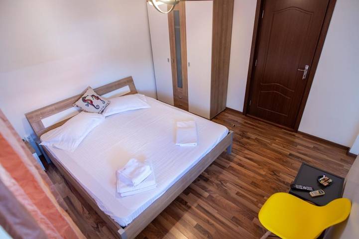 Gîte pour 2 personnes, avec vue ainsi que terrasse et jardin dans Mangalia - 4