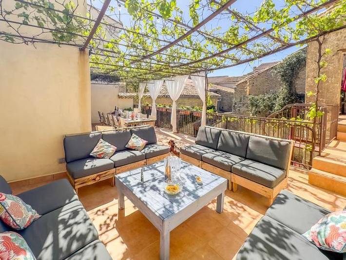 Gîte pour 3 personnes, avec Terrasse ainsi que Piscine et Vue à Siran - 2