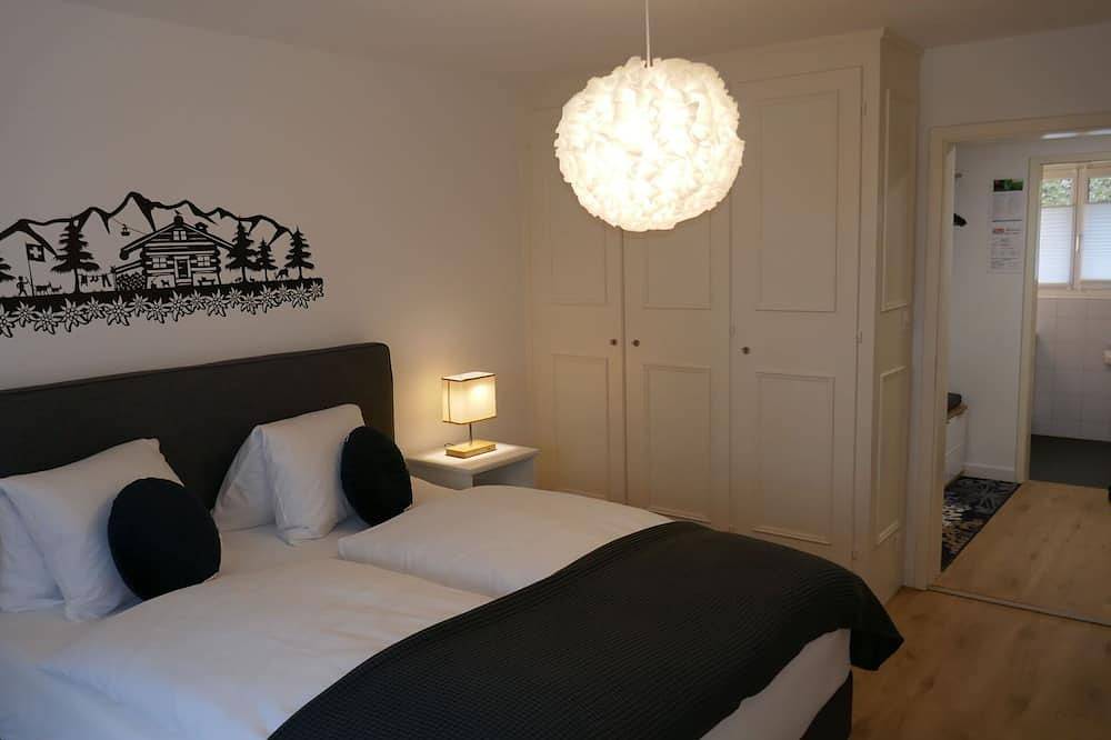 Appartement entier, Joli appartement pour 4 personnes avec Wifi, Tv et balcon in Schwendi b. Grindelwald, Grindelwald