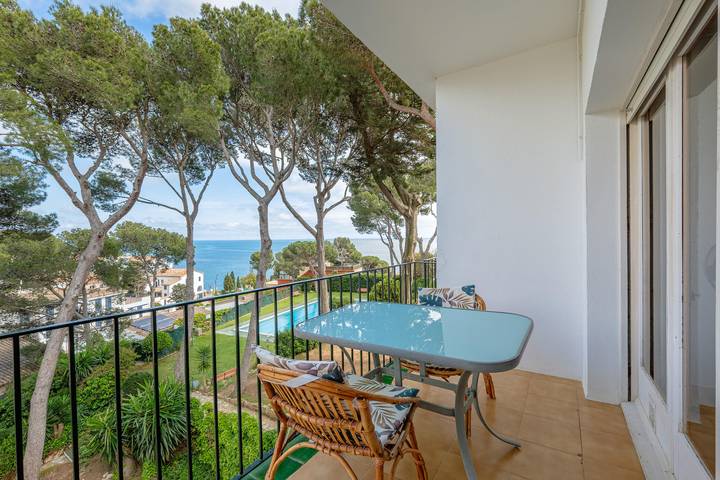 Appartement entier, H-8 Appartement avec vue sur mer et piscine in Calella de Palafrugell, Palafrugell