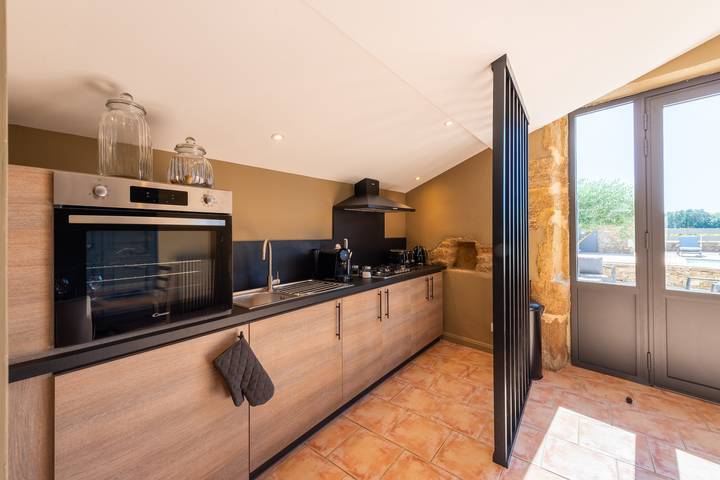 Gîte pour 6 personnes, avec piscine et terrasse à Suze-la-Rousse - 3