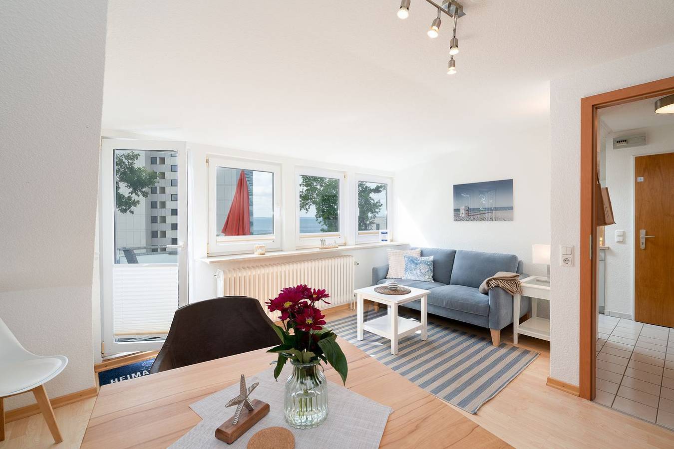 Ganze Wohnung, Gemütliche Dachgeschoss-Wohnung mit kleinem Balkon und Meerblick in Pelzerhaken in Südstrand Pelzerhaken, Ostholstein