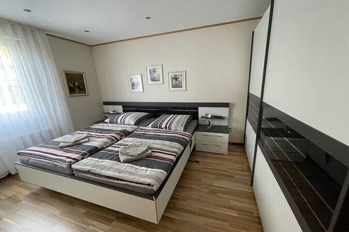Ferienhaus für 4 Personen, mit Whirlpool und Terrasse sowie Sauna in Rheinböllen - 2