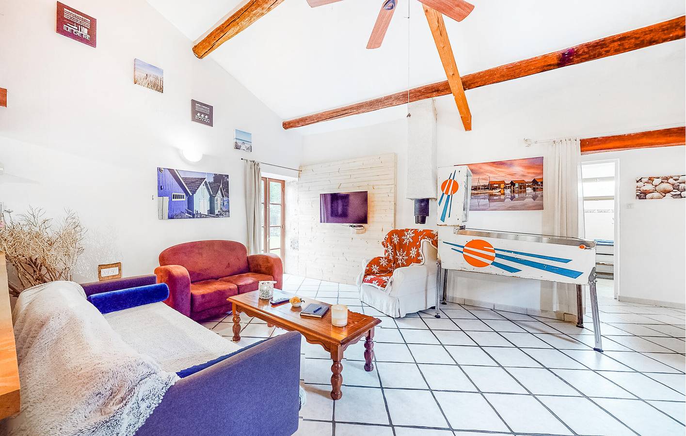 Appartement de vacances moderne avec piscine à Rioux in Rioux, Région de Saintes