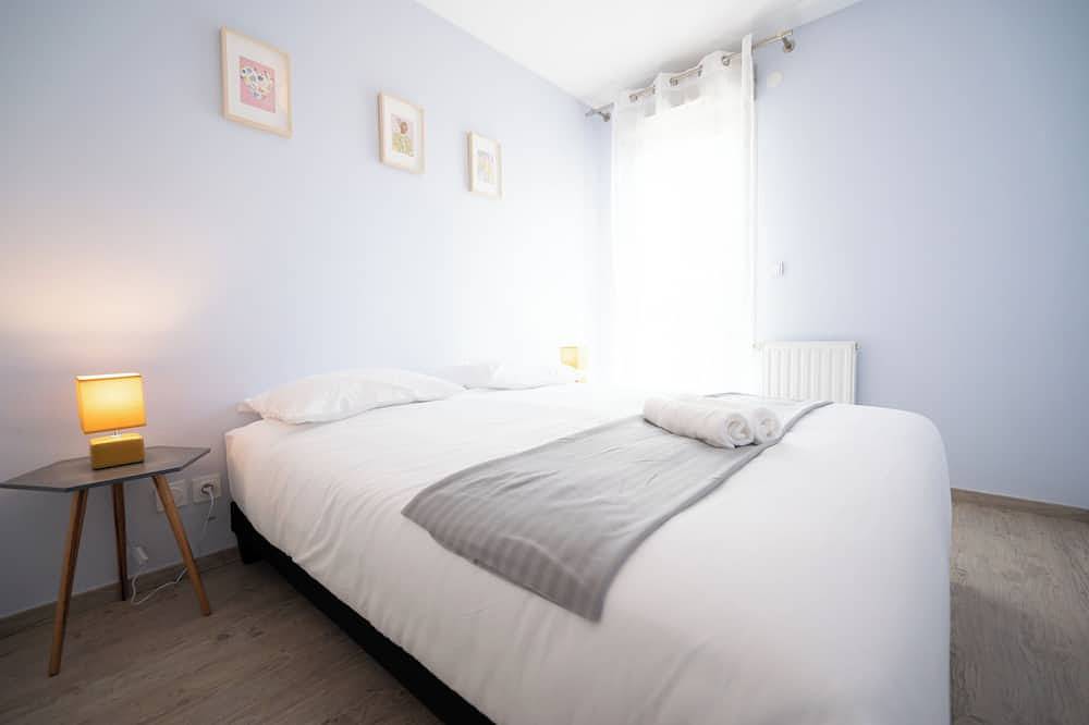 Appartement entier, ⭐️ Chez Léon - Métro, Bus, Garage Double, 6 Personnes⭐️ in Villeurbanne, Lyon et ses environs