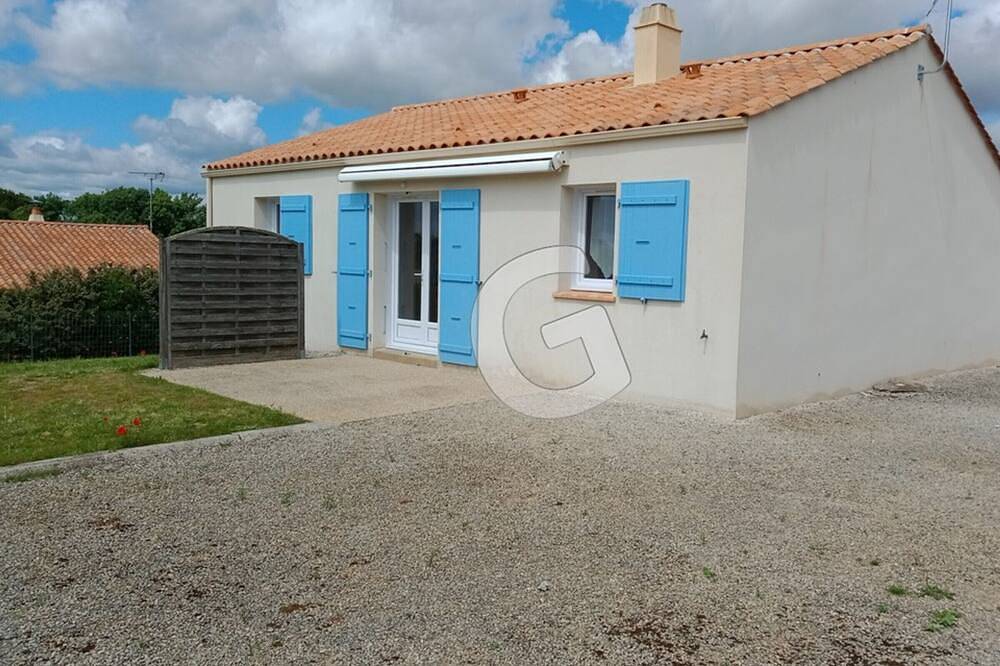 Casa de vacaciones para 4 personas con terraza en Saint-Vincent-sur-Jard, cerca de la playa y el centro in Saint-Vincent-sur-Jard, Vandea