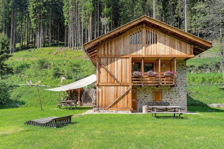 'Camera Castel Pagan' com vista para a montanha e jardim in Rabbi, Parque Nacional Stelvio