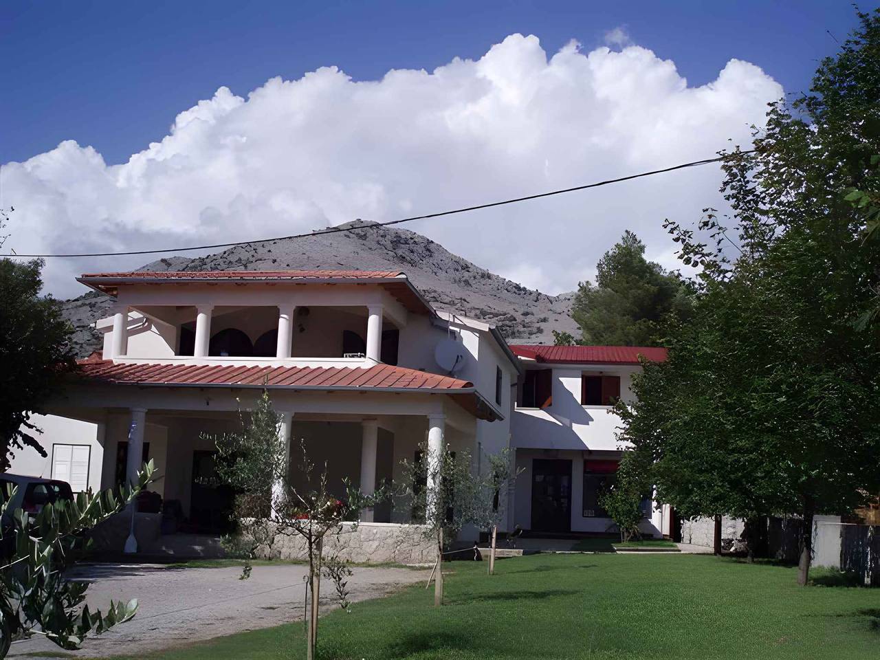 Ganzes Studio, Studio mit Terrasse und Klimaanlage  in Starigrad Paklenica, Starigrad