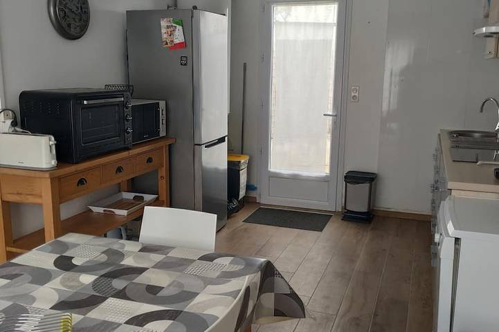 House center ville la tranche sur mer, 4 rooms, sleeps 6 in La Tranche-sur-Mer, Vendée