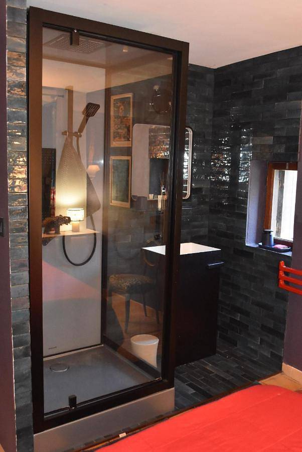 Location de vacances pour 2 personnes, avec jardin ainsi que vue et piscine à Saint-André-de-Majencoules - 3