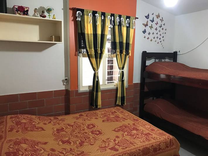 Ferienhaus für 15 Personen, mit Pool und Garten sowie Balkon - 1