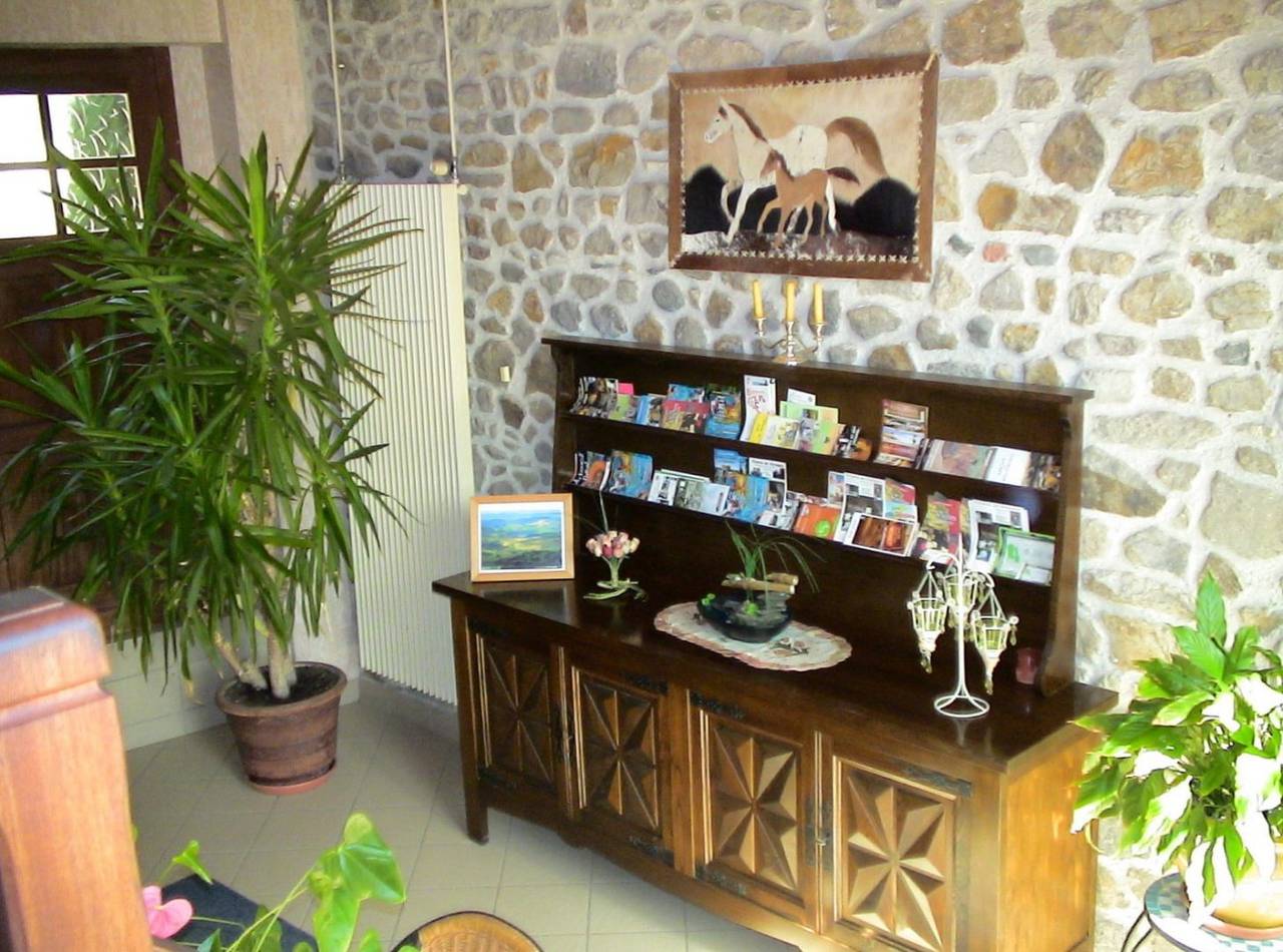 Ferme la Voute - Chambre 3 in Clémensat, Massif central