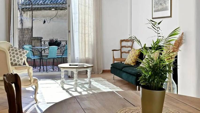 Gîte pour 5 personnes, avec Balcon à Lourmarin