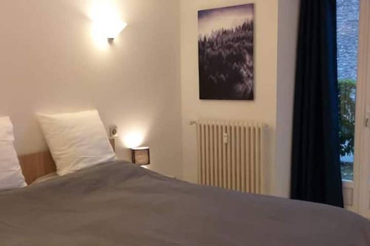 Gîte pour 4 personnes, avec jardin dans Office De Tourisme Challes Les Eaux - 2