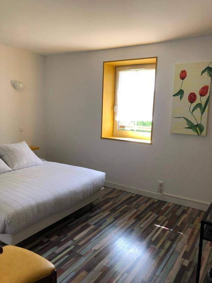 Chambre d’hôte pour 2 personnes, avec vue et jardin