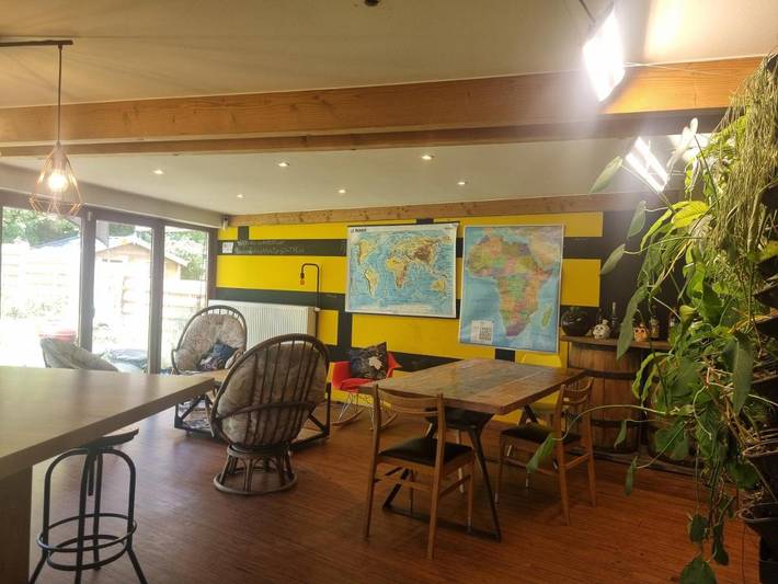 Gîte pour 3 personnes, avec jardin ainsi que vue et piscine, animaux acceptés à Liège - 4