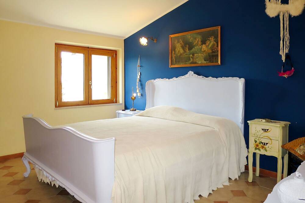 Apartamento entero, Amalasunta by Interhome in Marta, Lago de Bolsena