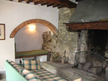 Apartment for 4 People in Pescia, Pistoia Province, Photo 4