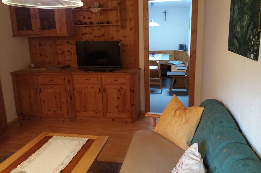 Ferienhaus mit Tieren und Kräutern in gesunder Natur in Glockturmkamm, Ried im Oberinntal