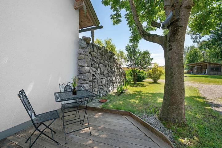 Entire apartment, Apartment 'Ferienwohnung Marie' with Shared Terrace, Shared Garden and Wi-Fi in Egling, Tölzer Land