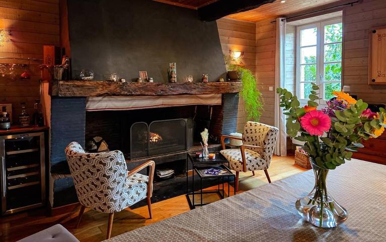Gîte pour 3 personnes, avec Terrasse ainsi que Jardin et Piscine à Lézat-sur-Lèze - 4