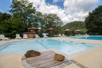 Camping für 4 Personen, mit Garten und Kinderpool, kinderfreundlich in der Dordogne