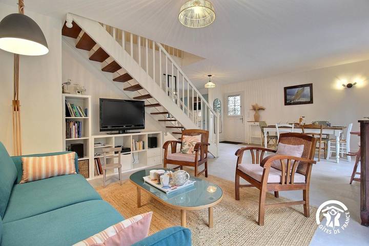 Gîte pour 6 personnes, avec terrasse et jardin dans Plage Tumiac - 2