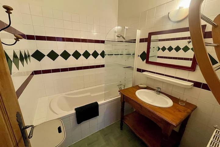 Gites 2 rooms for 4 people, with swimming pool in Villeneuve-sur-Lot, Quercy