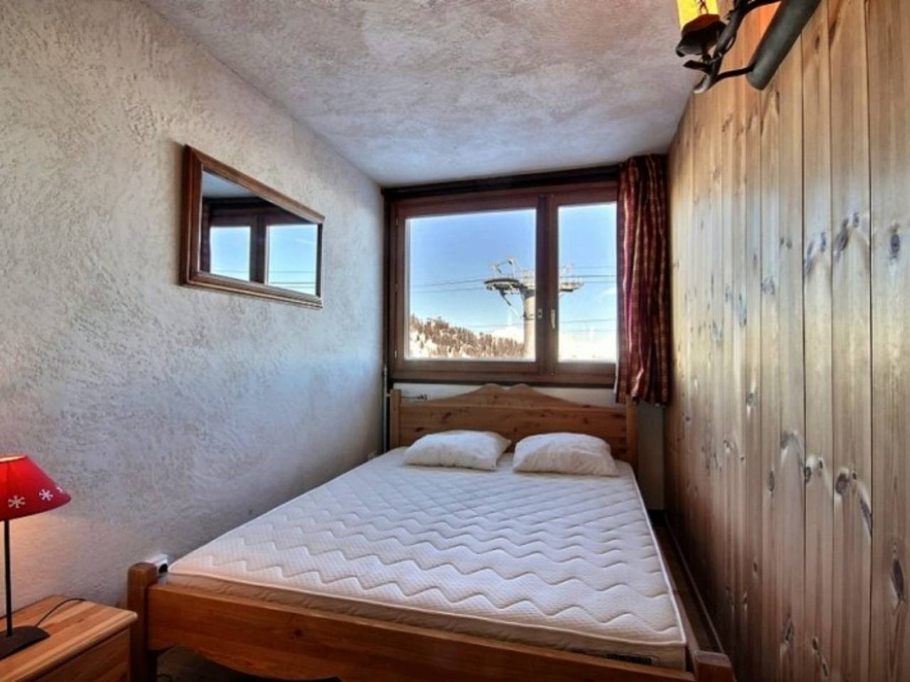 Geheel appartement, South-facing apartment at the slopes, 3 rooms with wifi in Plagne Centre, La Plagne-Tarentaise