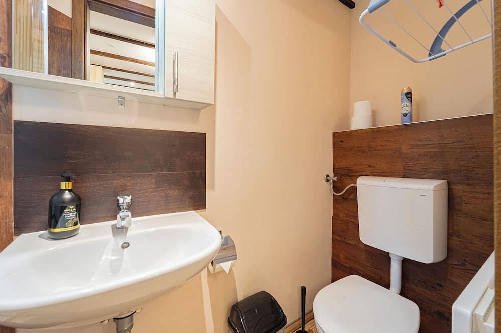 Cozy weekend house for couples or business travelers in Törökbálint, Érdi járás