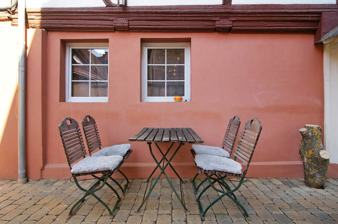 Apartamento entero, Apartamento 'Art-' con terraza privada y Wi-Fi in Beierstedt, Región de Brunswick