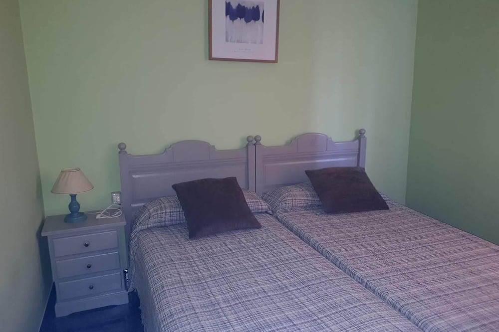 Entire apartment, Casa Junonia Apartments, with Balcony, Center A in La Trinchera, La Gomera