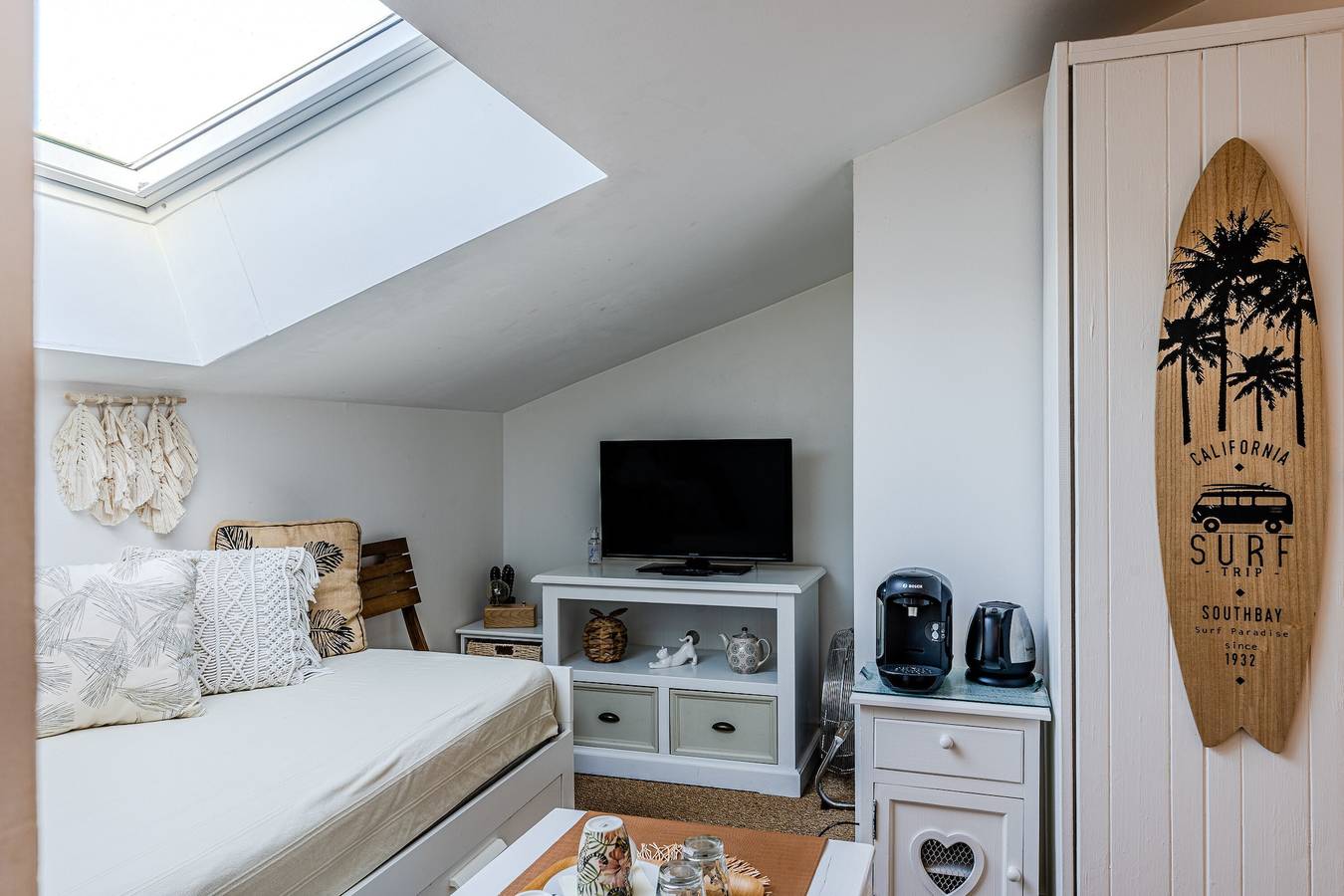 Eleuthera Guest Room with Lake View, Shared Pool and Wi-Fi in Gujan-Mestras, Arcachon region